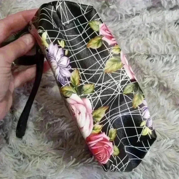 ***NWT*** ROBIN RUTH FLORAL GIBRALTAR WRISTLET - Picture 10 of 12